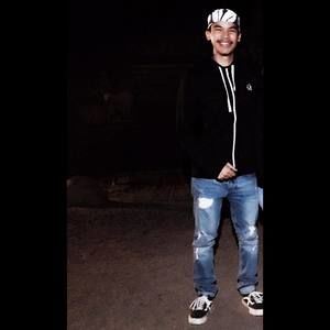 Meet your Posher, Louis